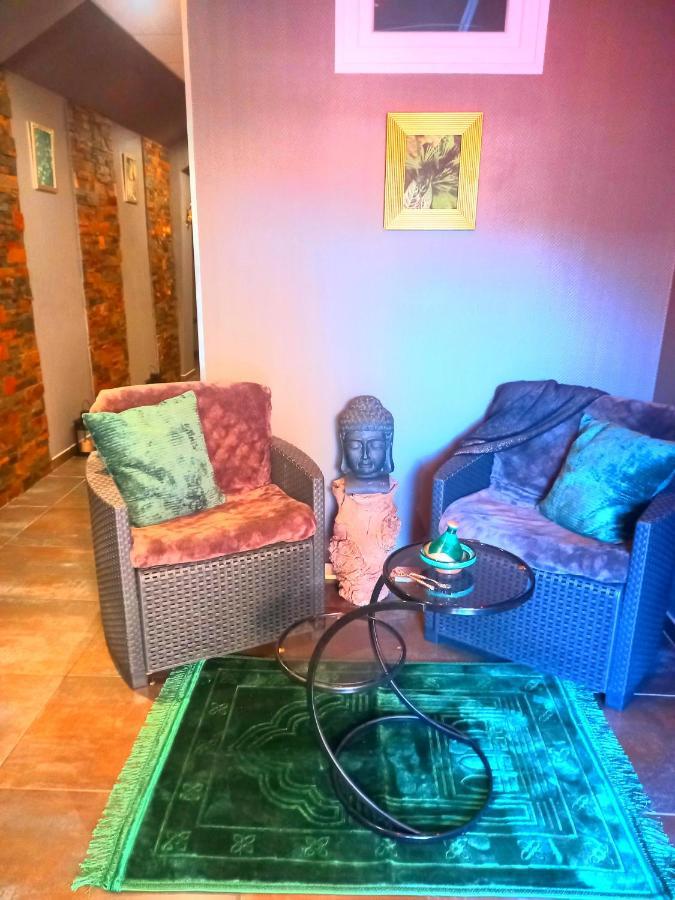 Love room, Les nuitées secrètes de Rouen Darnétal Extérieur photo