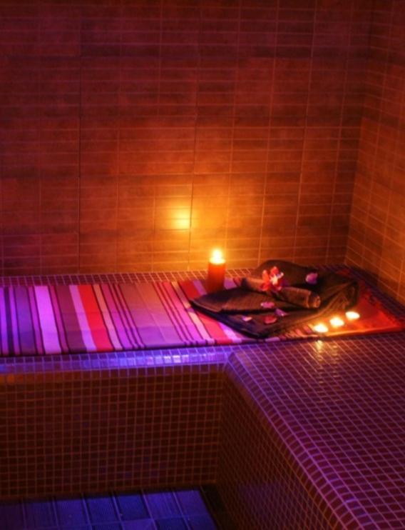 Love room, Les nuitées secrètes de Rouen Darnétal Extérieur photo